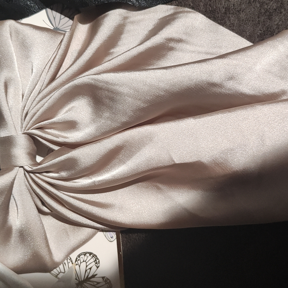 Elegant Satin Hair Bows - Black, Cream, and Tan - Picture 4 of 11